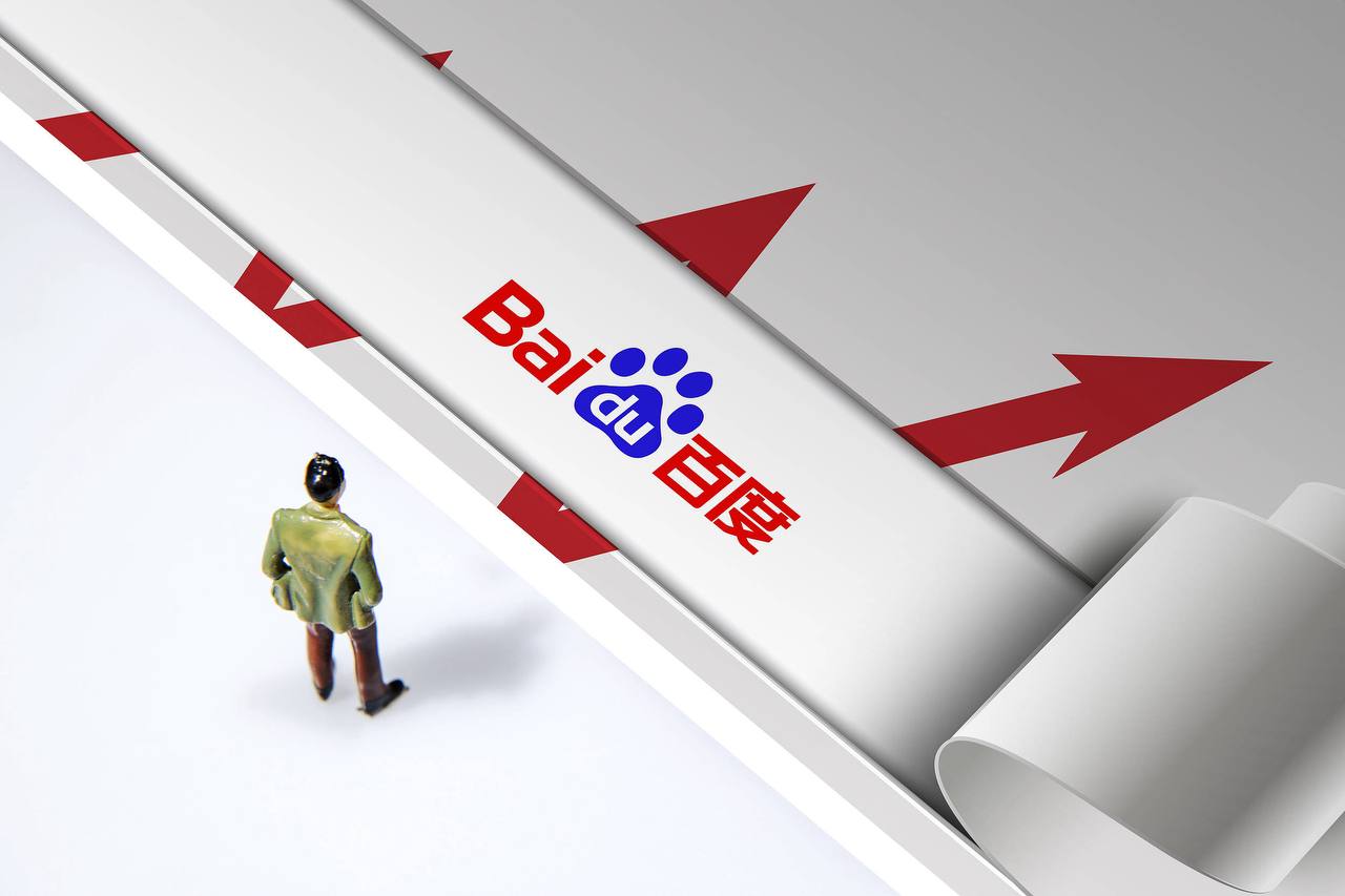 陈乔恩被艾伦小鸡啄米式亲醒